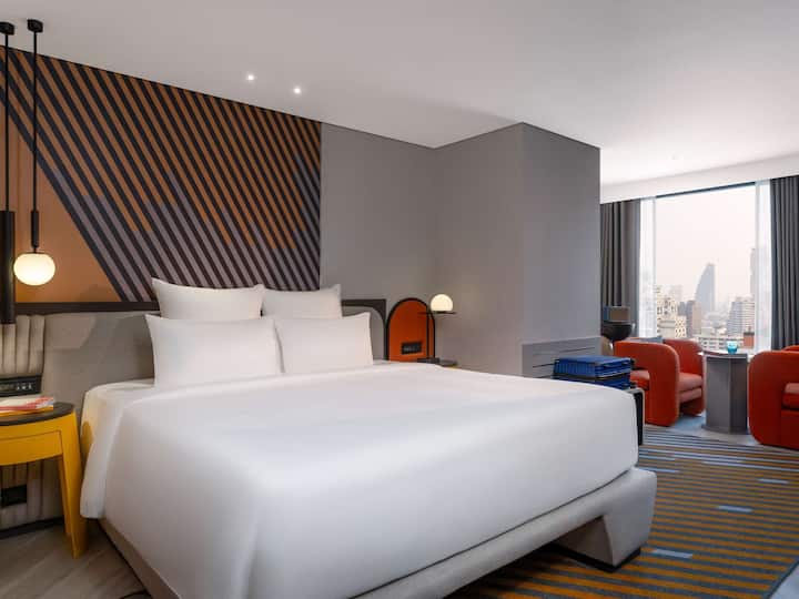 5 star · Thonglor · serviced · Breakfast
