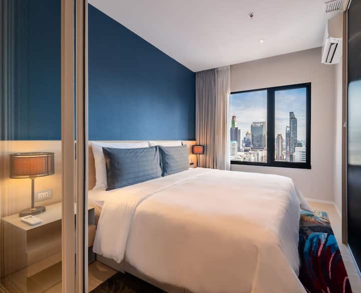 Sky Studio · Midtown