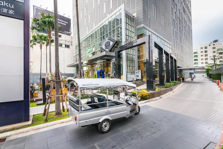 5 star · Thonglor · Studio