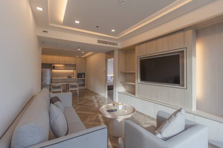 1 BR · Jacuzzi · Housekeeping · monthly · Rama 4