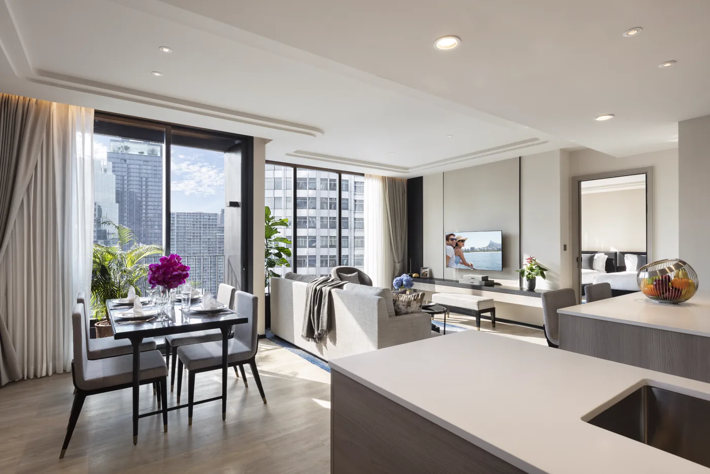 2 BR · 100 SQM · Premier · Thong Lo